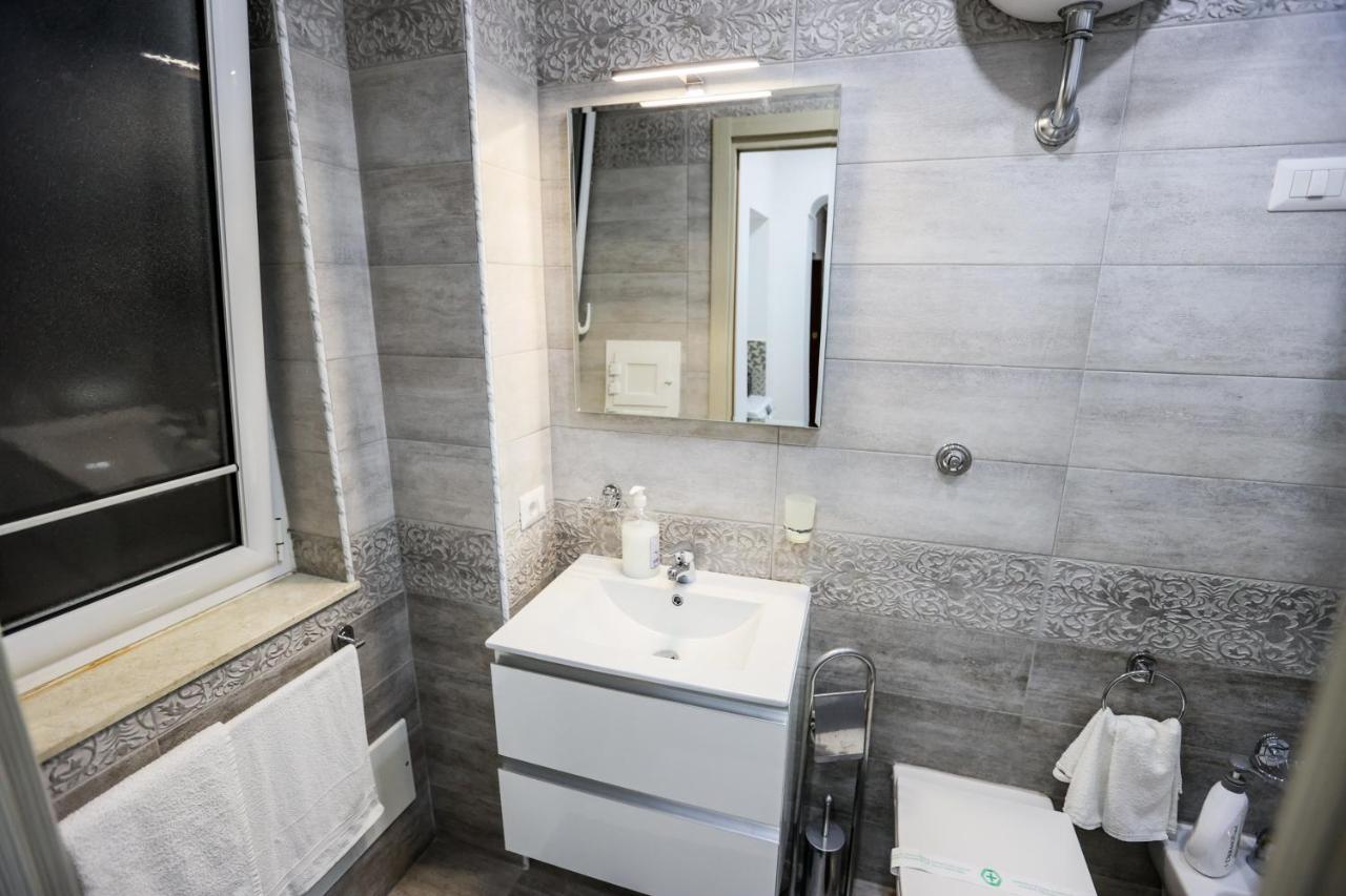 Casa Jonny Apartment เนเปิลส์ ภายนอก รูปภาพ
