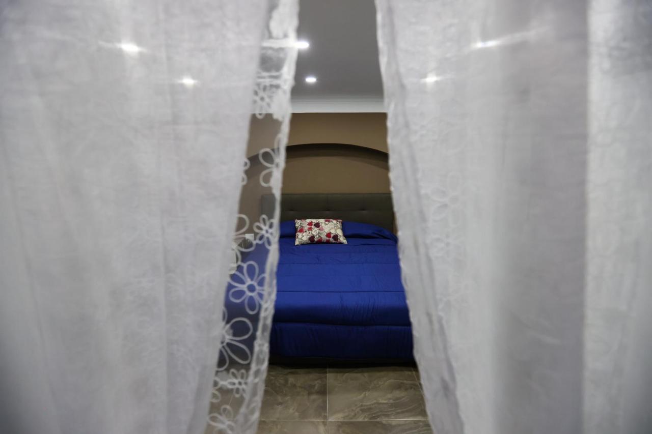 Casa Jonny Apartment เนเปิลส์ ภายนอก รูปภาพ